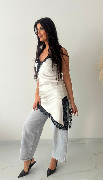 Beige top satijn kant