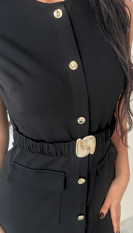 Zwarte jurk met riem