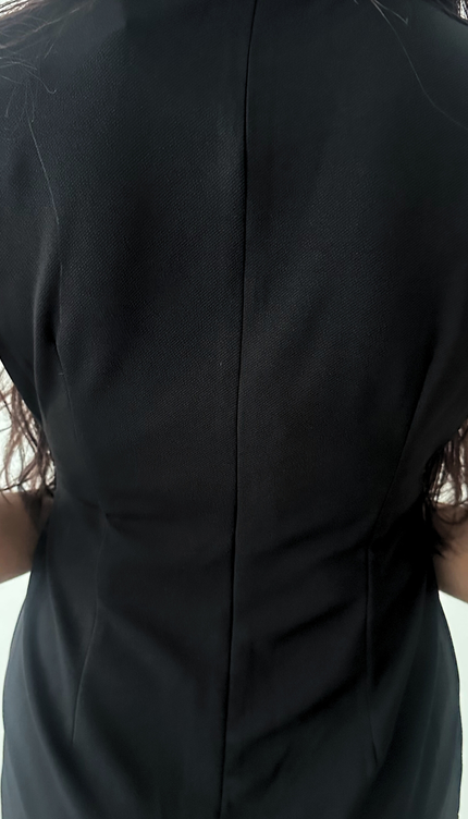 Zwarte jurk met riem