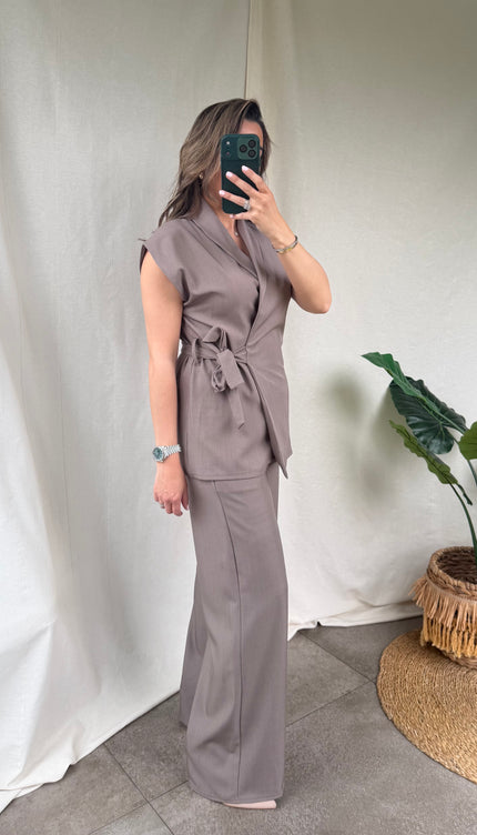 Taupe setje MINA